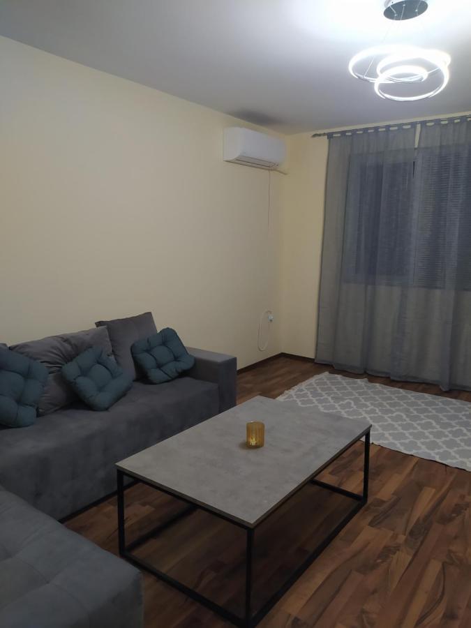 Raia Apartment Stara Zagora Ngoại thất bức ảnh