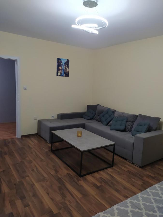 Raia Apartment Stara Zagora Ngoại thất bức ảnh
